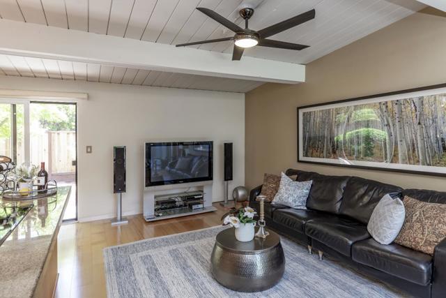 19269 De Havilland Drive, Saratoga CA: https://media.crmls.org/mediaz/eaa53df6-a0f2-4cb6-8c25-f134a9cb3b3a.jpg