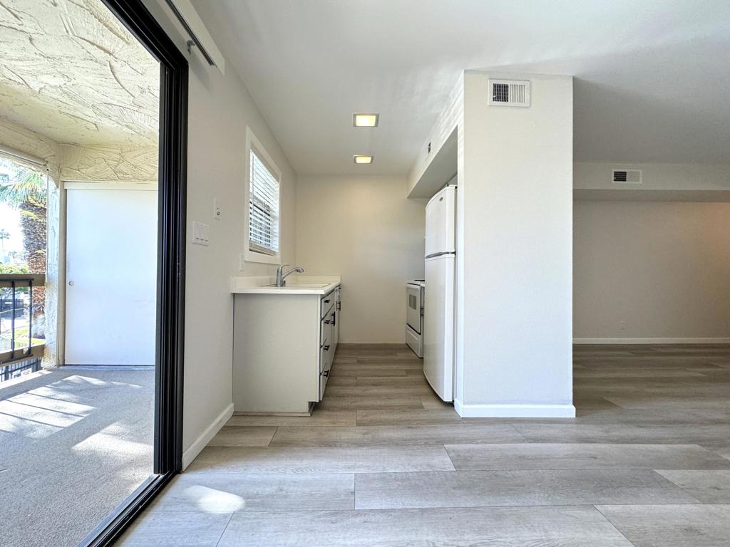 MLS #219136017DA image #4