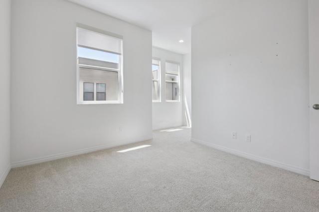 132 Keeper, Irvine CA: https://media.crmls.org/mediaz/eaa64e83-b1dd-43a0-954e-6ef2cd53b74e.jpg