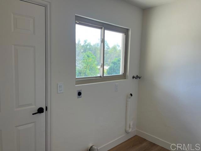 9946 Nutby Lane, Escondido CA: https://media.crmls.org/mediaz/eaa6e40e-0a00-474d-99f5-2ccf60dab0d0.jpg