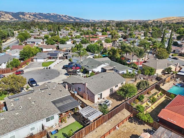 2995 Pettigrew Court, San Jose CA: https://media.crmls.org/mediaz/eaa7b245-a4dc-4f20-aee0-51ce191ba4fa.jpg