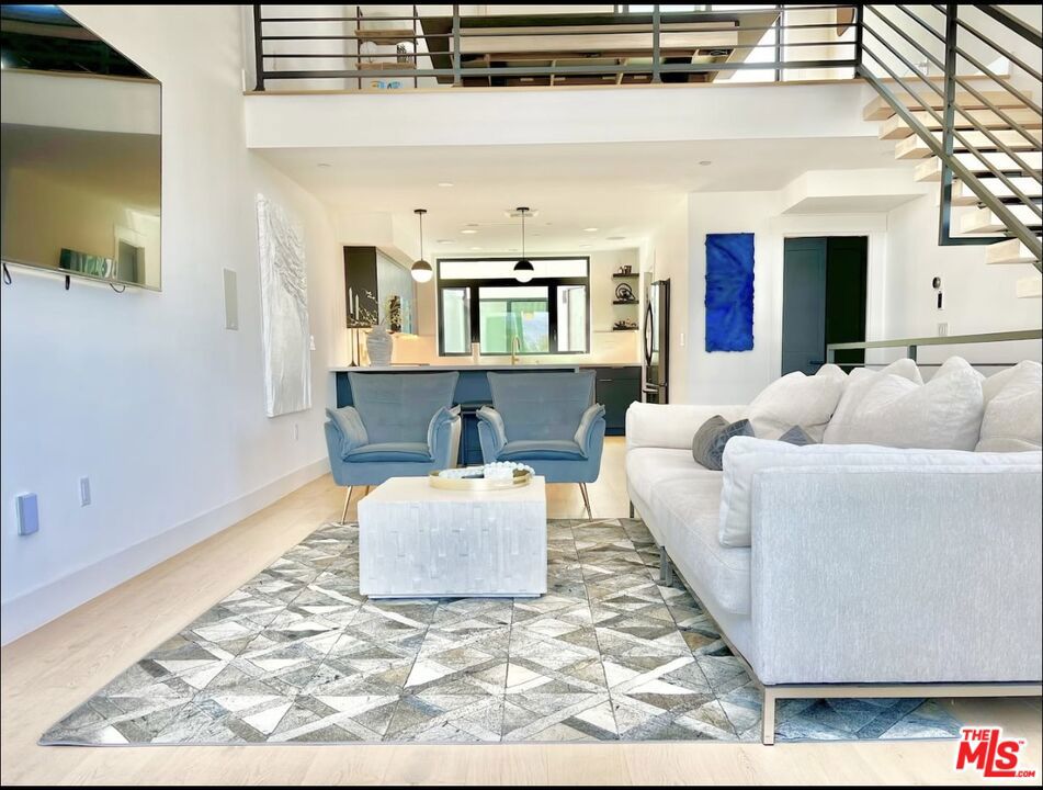 , North Hollywood, CA 91606