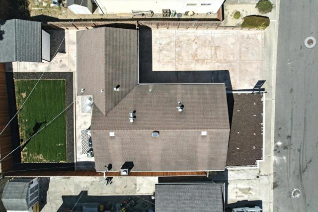 2621 Heather Lane, San Bruno CA: https://media.crmls.org/mediaz/eaa84936-07f0-49fb-a2c0-46031f7c46bd.jpg