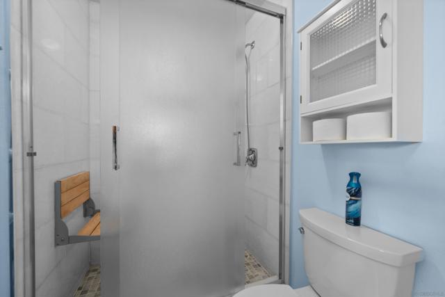 13170 Entreken Ave,  CA: https://media.crmls.org/mediaz/eaa87b89-cb40-4a02-a688-ab8589f48290.jpg