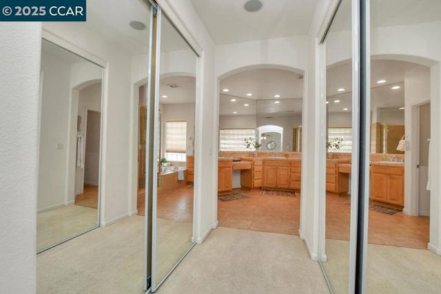 2460 Covelite Way, Antioch CA: https://media.crmls.org/mediaz/eaa87c99-1169-41ca-bb3e-a58811dba192.jpg