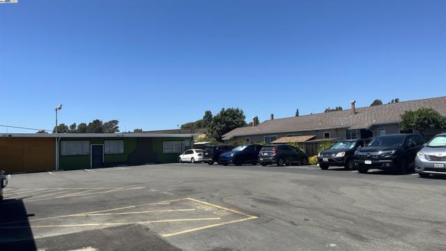 Details for 19740 Mission Blvd, Hayward, CA 94541