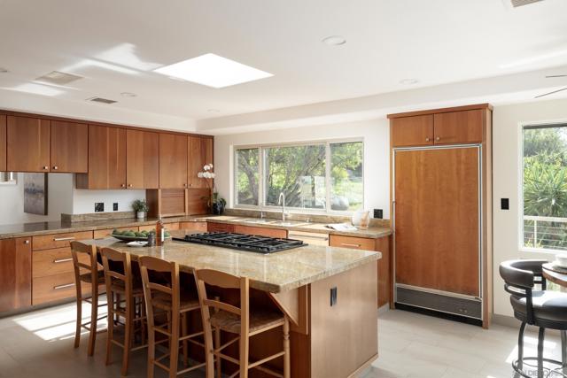 16204 Orchard Bend Rd, Poway CA: https://media.crmls.org/mediaz/eaa93a4c-4d29-47aa-a280-ed15ec4a4f46.jpg