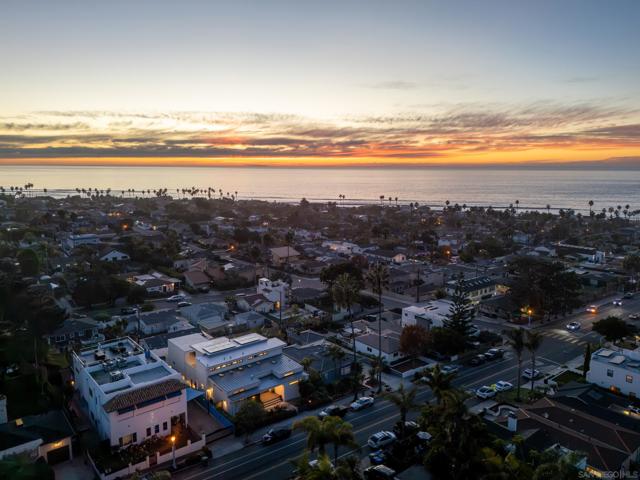 Image 60 of 66 For 4563 Point Loma Ave