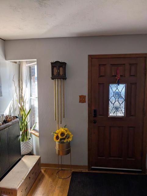 1844 Elm Street, Livermore CA: https://media.crmls.org/mediaz/eaac6dcd-03eb-41ae-888c-d9d6b6aaccc7.jpg