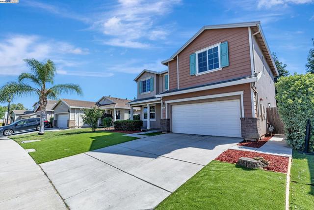 113 Silver Bell Way, Oakley CA: https://media.crmls.org/mediaz/eaae5b21-e951-4902-aaf3-6fad2d853bf4.jpg