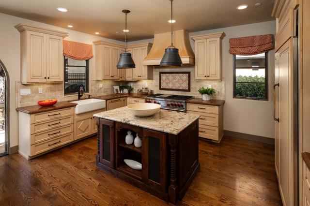 16922 Mitchell Avenue, Los Gatos CA: https://media.crmls.org/mediaz/eab1247b-f01d-4f92-b92f-244d62f8ff94.jpg