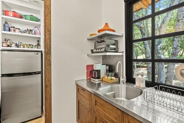 4847 Bixby Creek Road, Carmel CA: https://media.crmls.org/mediaz/eab1b9e7-a0f1-4ea4-9f04-58bf4ed1b551.jpg