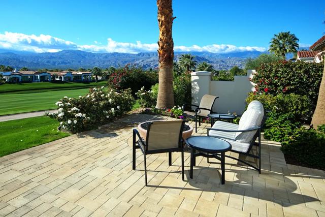 75757 Via Stia, Indian Wells CA: https://media.crmls.org/mediaz/eab1d234-a7d4-431e-90c1-9c9180ec6d54.jpg