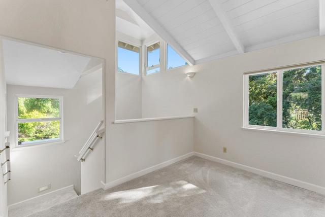 825 Skyward Drive, Aptos CA: https://media.crmls.org/mediaz/eab2b775-b232-4801-bca6-8c1d265fa6df.jpg