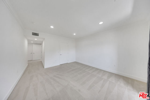 1409 Armacost Avenue, Los Angeles CA: https://media.crmls.org/mediaz/eab2ddbe-9414-44bf-8d08-721426cd04bd.jpg
