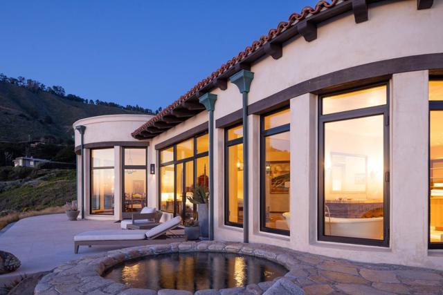 36654 Highway 1, Carmel CA: https://media.crmls.org/mediaz/eab37479-9181-41be-a725-bb20aa3f47dc.jpg
