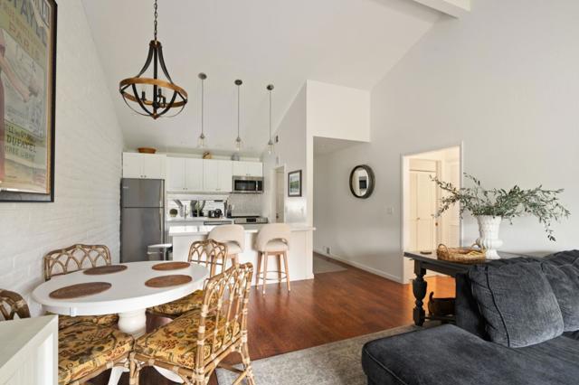 42 Fairways Drive, Napa CA: https://media.crmls.org/mediaz/eab39fbc-597e-4368-b588-255952aa6f87.jpg