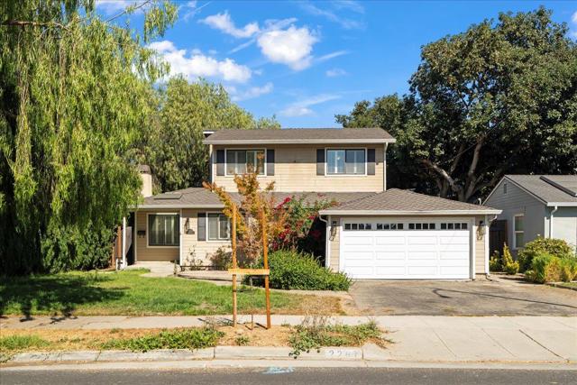 2261 Sunny Vista Dr, San Jose, CA 95128