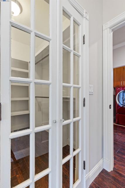 4463 Pleasanton Ave, Pleasanton CA: https://media.crmls.org/mediaz/eab3afb7-673d-45e0-affc-7796ff9ef0c5.jpg
