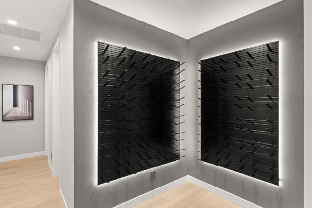90 Crescent Drive, Palo Alto CA: https://media.crmls.org/mediaz/eab3e5d2-ebb9-4591-9943-025a5cfbb69c.jpg