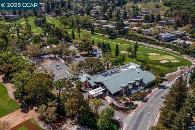 5593 Terra Granada Dr, Walnut Creek CA: https://media.crmls.org/mediaz/eab57076-73f1-4f85-b0c2-65c77394ed4b.jpg