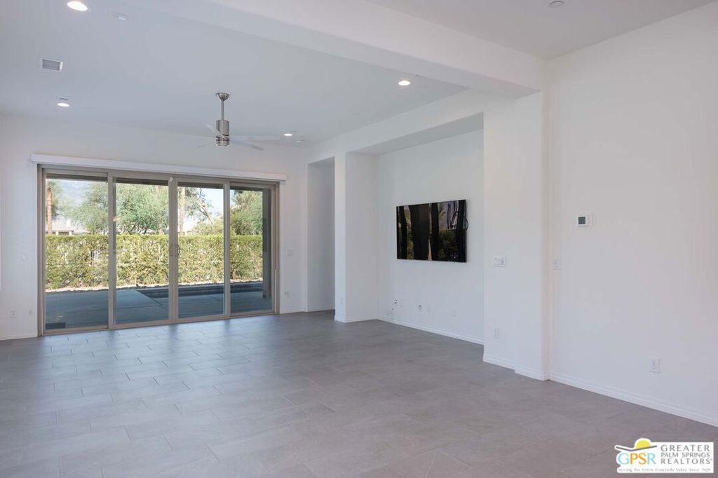 MLS #25579675PS image #14