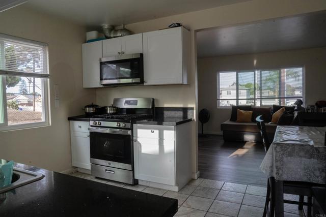 Image 6 of 10 For 556 8th S Street
