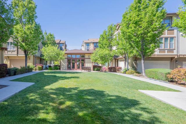 227 Peppermint Tree Terrace, Sunnyvale CA: https://media.crmls.org/mediaz/eab62a83-5eaf-4b13-b078-da3d11f70de4.jpg