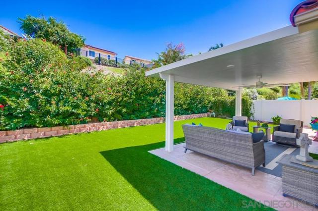 10970 Shy Bird Ln, San Diego CA: https://media.crmls.org/mediaz/eab78f72-3100-4fb7-a5ae-c92c182d3c38.jpg