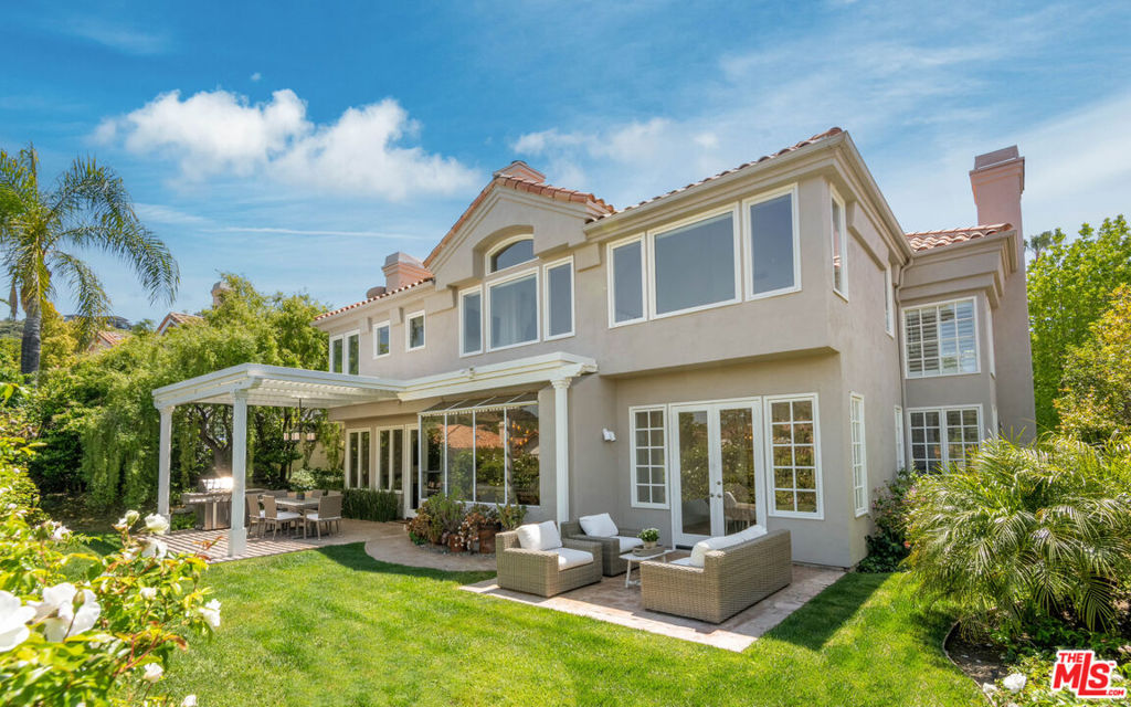 3770 Camino Codorniz