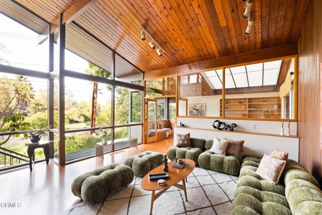 1256 Club House Drive, Pasadena CA: https://media.crmls.org/mediaz/eab7ec34-b770-4df8-8893-cced530eba2c.jpg