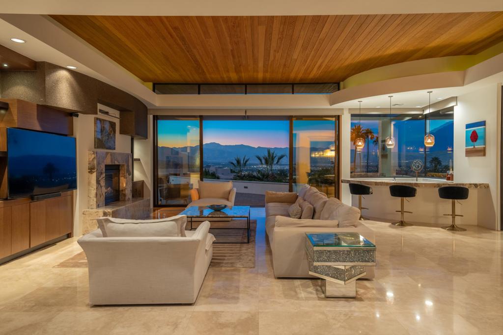 MLS #219139256DA image #2