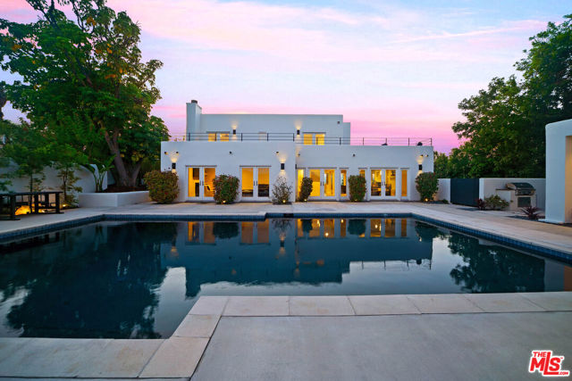 5118 Cerrillos Drive, Woodland Hills CA: https://media.crmls.org/mediaz/eaba9aa0-4270-49b4-987f-2ce05a6bf06d.jpg