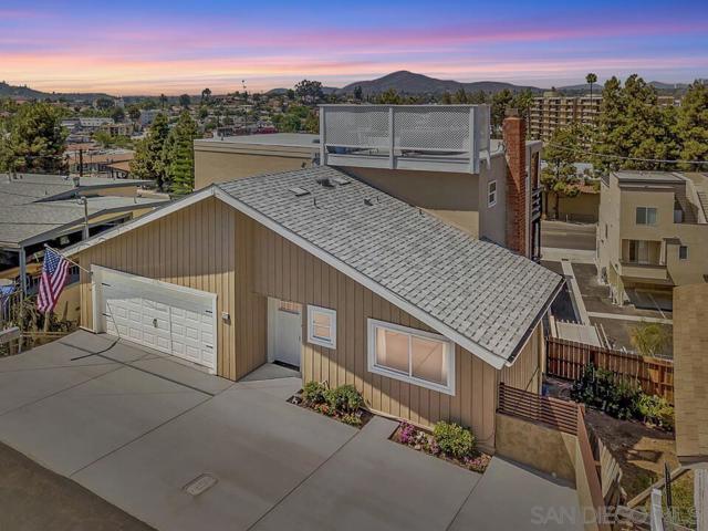 8060 Lemon Ave, La Mesa CA: https://media.crmls.org/mediaz/eabb65ec-596c-4aa1-b49d-98264afa90d7.jpg