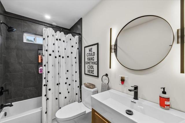 255 Sinex, Pacific Grove CA: https://media.crmls.org/mediaz/eabbc7ce-9fbc-4ae5-8e6c-e2fa9769eaae.jpg