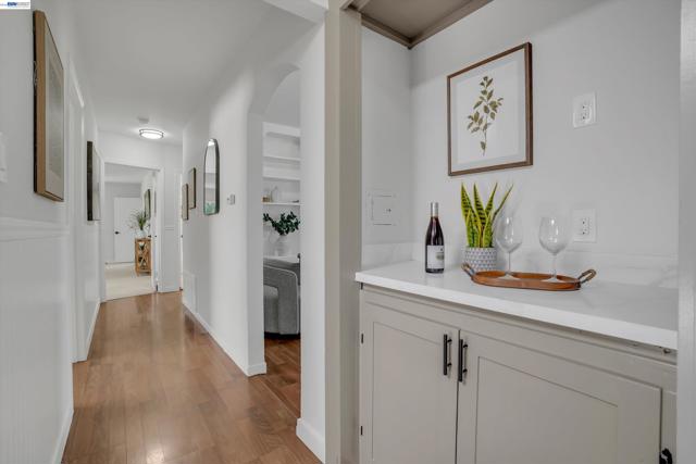 Image 19 of 36 For 16188 Yale Ave