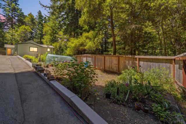 12256 La Lena Street, Felton CA: https://media.crmls.org/mediaz/eabcaebe-2f52-4445-b3a8-3b1f582c4f38.jpg