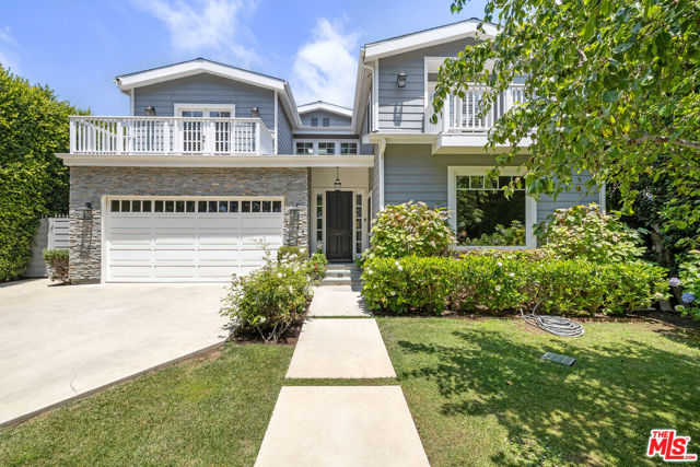 1147 Centinela Avenue, Santa Monica CA: https://media.crmls.org/mediaz/eabd86ca-ef39-4b66-b16e-b73fb55226fa.jpg