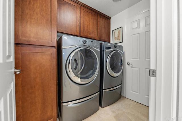 2196 Silverado Street, San Marcos CA: https://media.crmls.org/mediaz/eabda1b1-c179-41c6-90b9-e2a121af0e5e.jpg