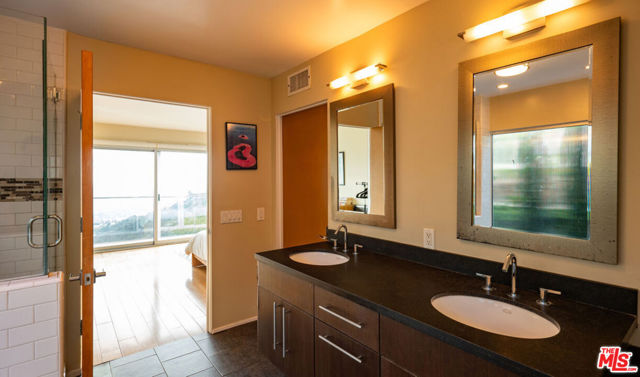 2158 Sunset Plaza Drive, Los Angeles CA: https://media.crmls.org/mediaz/eabdcb36-aac6-4434-9e15-9498cb146855.jpg