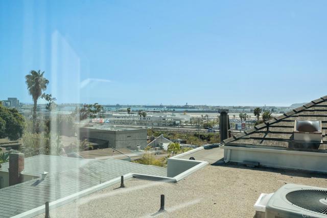 3519 Andrews Street, San Diego CA: https://media.crmls.org/mediaz/eabde3a9-a566-4c95-9064-c381f30c915e.jpg