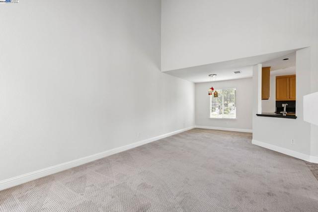 143 Shelterwood Ln, Danville CA: https://media.crmls.org/mediaz/eabf7870-87cd-494b-be0e-7d952cf93cbe.jpg