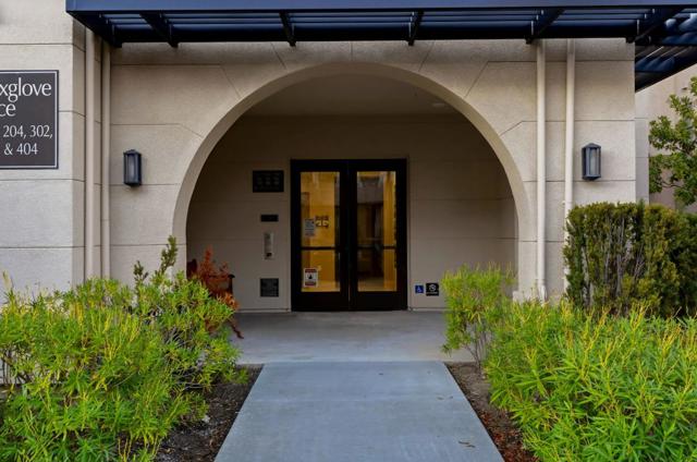 1057 Foxglove Place, San Jose CA: https://media.crmls.org/mediaz/eabfe6fb-8194-4928-a4f8-c4864770aa49.jpg