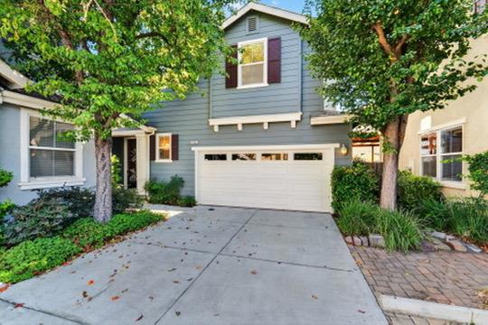 7902 Kipling Circle, Gilroy CA: https://media.crmls.org/mediaz/eac1f931-c7e3-4cc6-959a-9c29f66ef26b.jpg