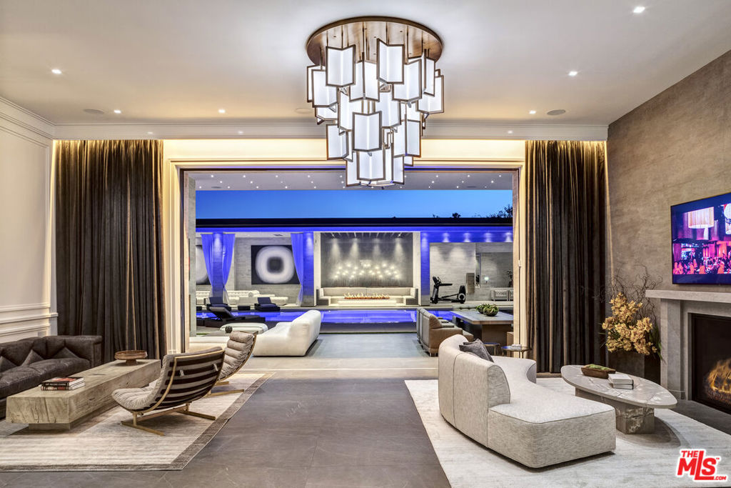 MLS #25630061 image #1