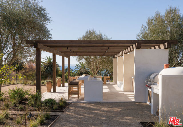 4200 Marina Drive, Santa Barbara CA: https://media.crmls.org/mediaz/eac35121-6380-4cea-8406-062377edb3ab.jpg