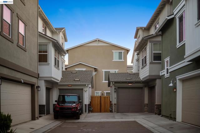 Image 52 of 59 For 37231 Sand Bar Place