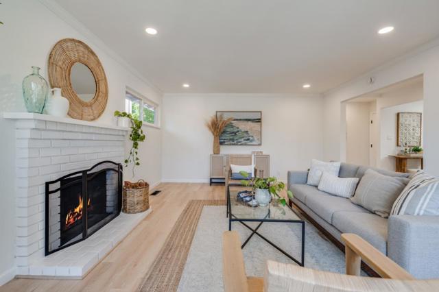 506 Bayview Drive, Aptos CA: https://media.crmls.org/mediaz/eac447a3-6329-4efa-9319-3e2cd0d3dd84.jpg