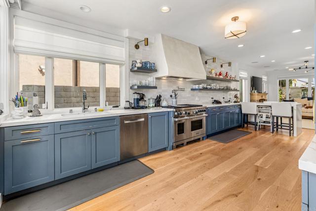 Image 4 of 32 For 40 Spinnaker Way