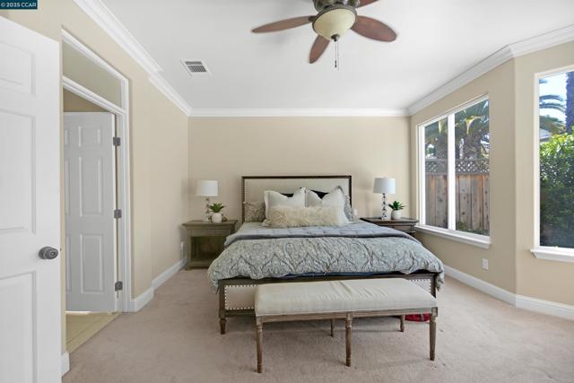 139 Shelterwood Ln, Danville CA: https://media.crmls.org/mediaz/eac571e4-5f02-4faf-8840-b6366f842b58.jpg